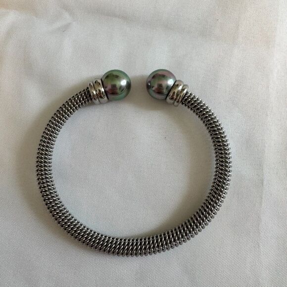 Majorica Women's Stainless Steel Rhodium Plated Bangle Bracelet Organic Pearl - Picture 7 of 8